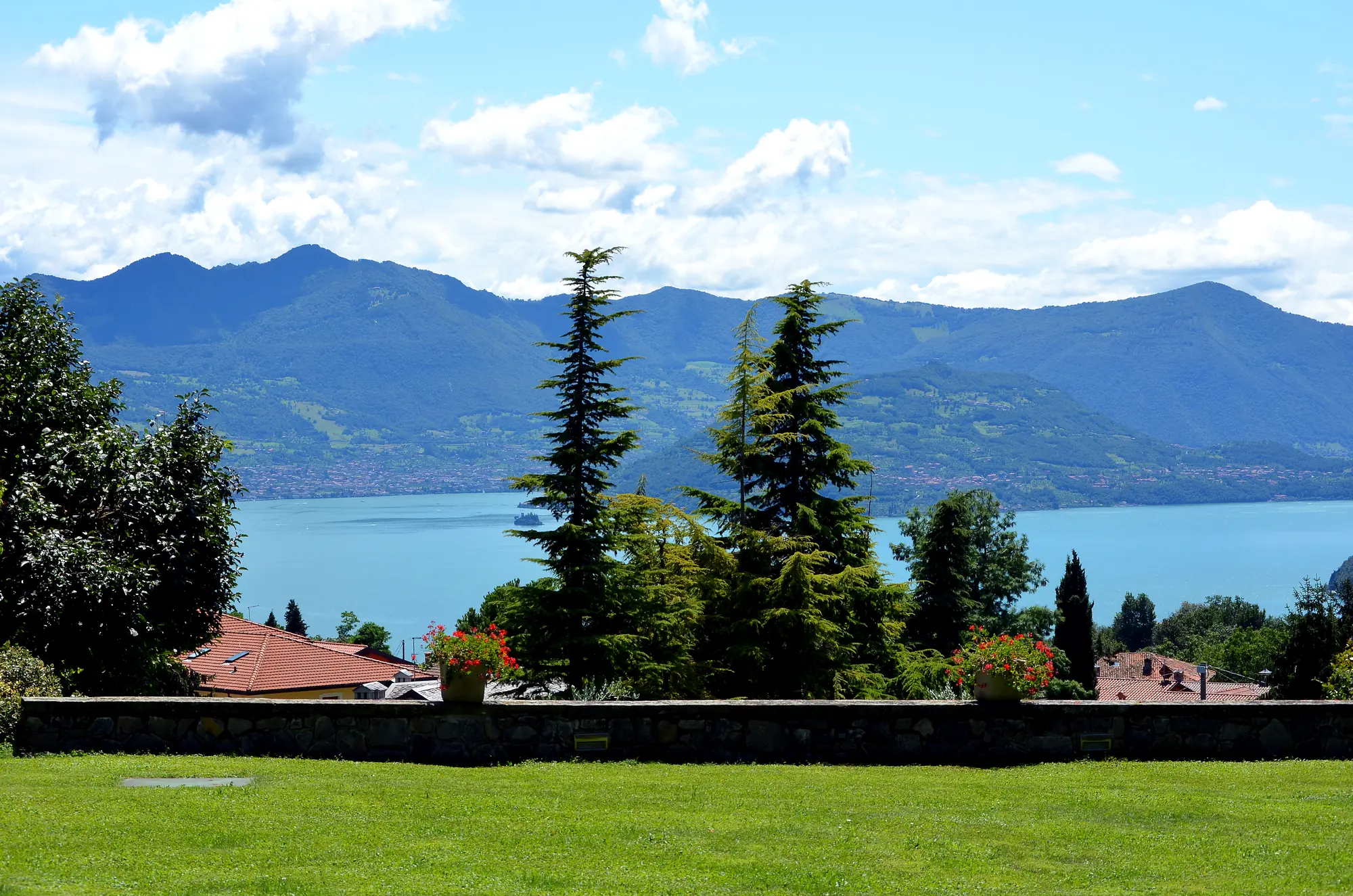 Lake Iseo seen from the garden